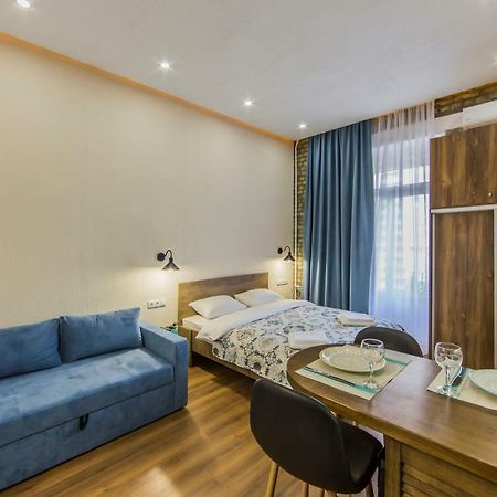 Kyiv Family Loft Apartment Ngoại thất bức ảnh