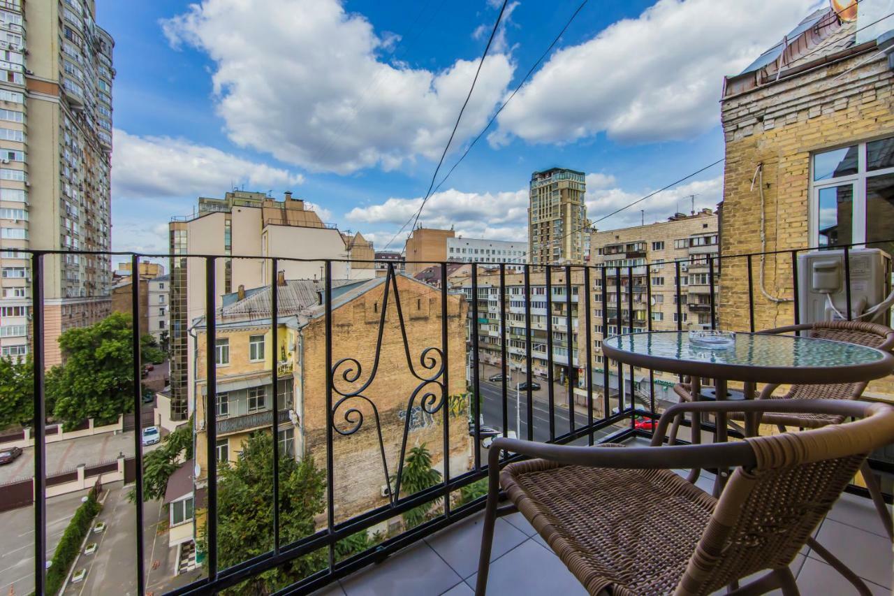 Kyiv Family Loft Apartment Ngoại thất bức ảnh