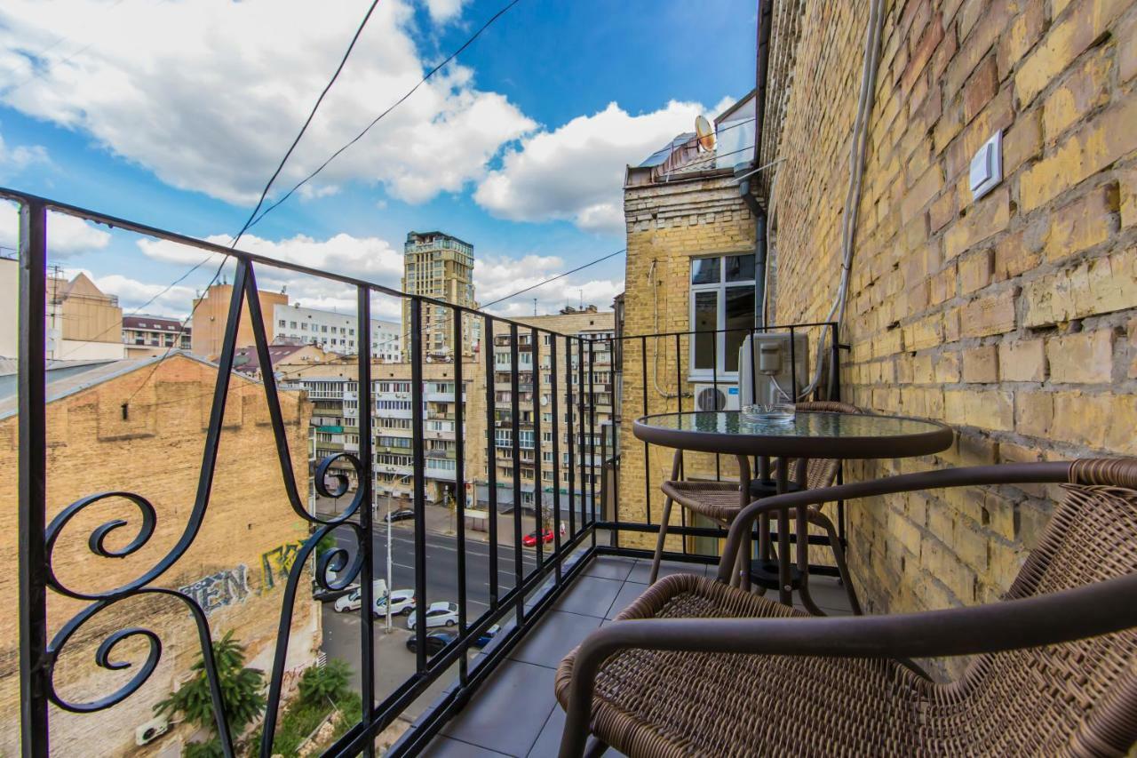 Kyiv Family Loft Apartment Ngoại thất bức ảnh